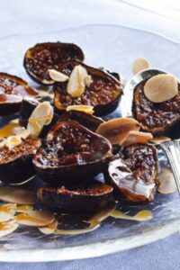 Luxurious Roasted Figs With Caramel Sauce Recipe