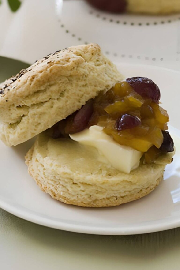 Spicy Bobby Flay Pepper Biscuits Recipe