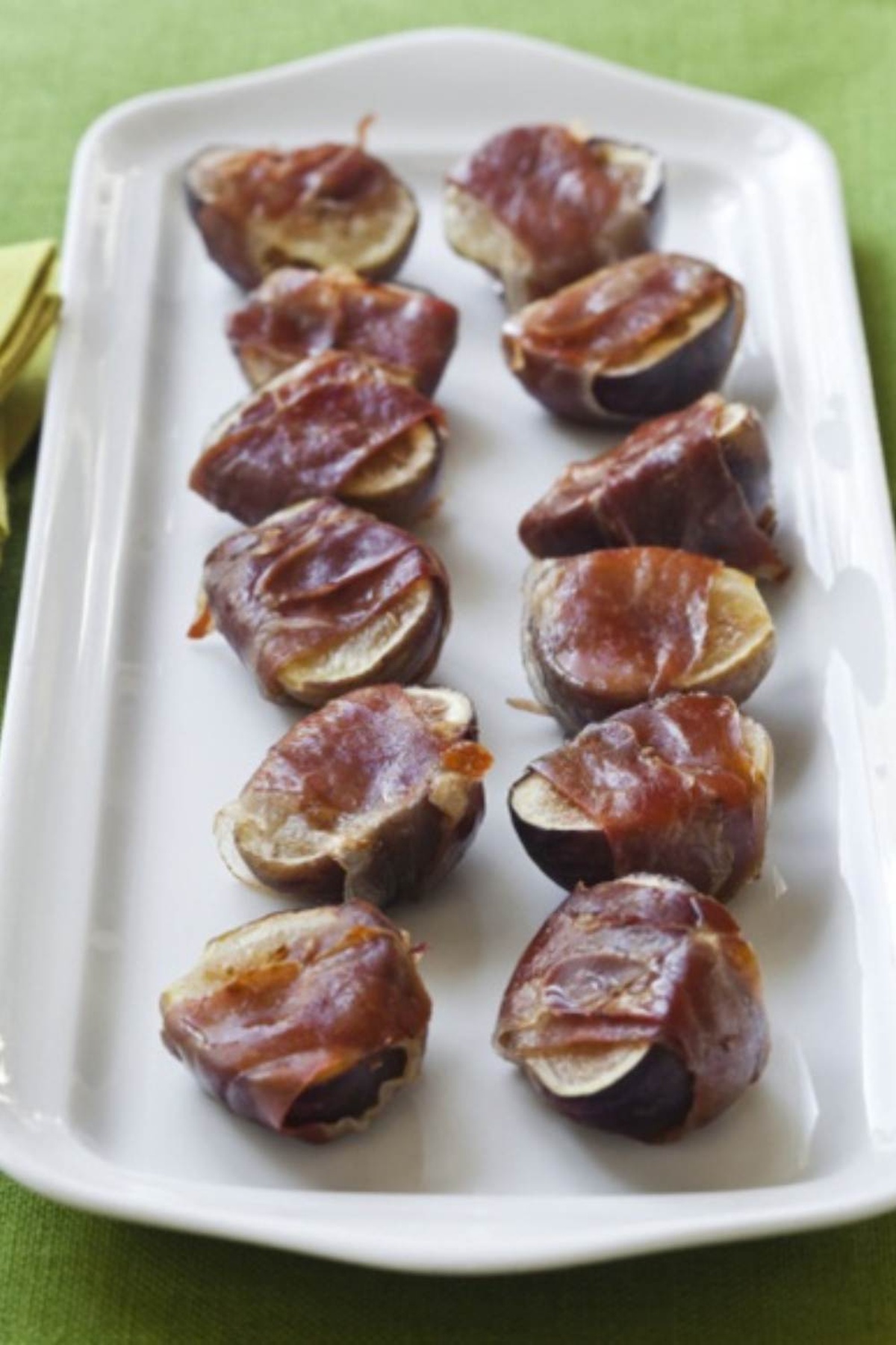 Elegant Barefoot Contessa Roasted Figs & Prosciutto Recipe