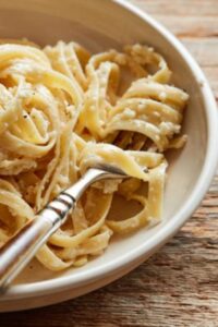 Creamy Ina Garten Fettuccine Alfredo Recipe