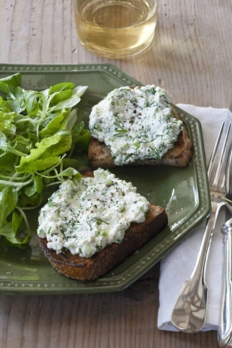 Elegant Herbed Ricotta Bruschettas Recipe
