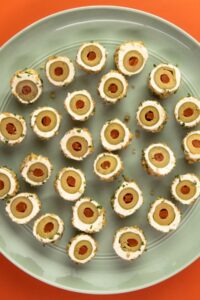 Pioneer Woman Olive Cheese Balls Recipe