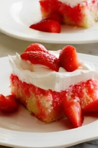 Pioneer Woman Strawberry Poke Cake Recipe