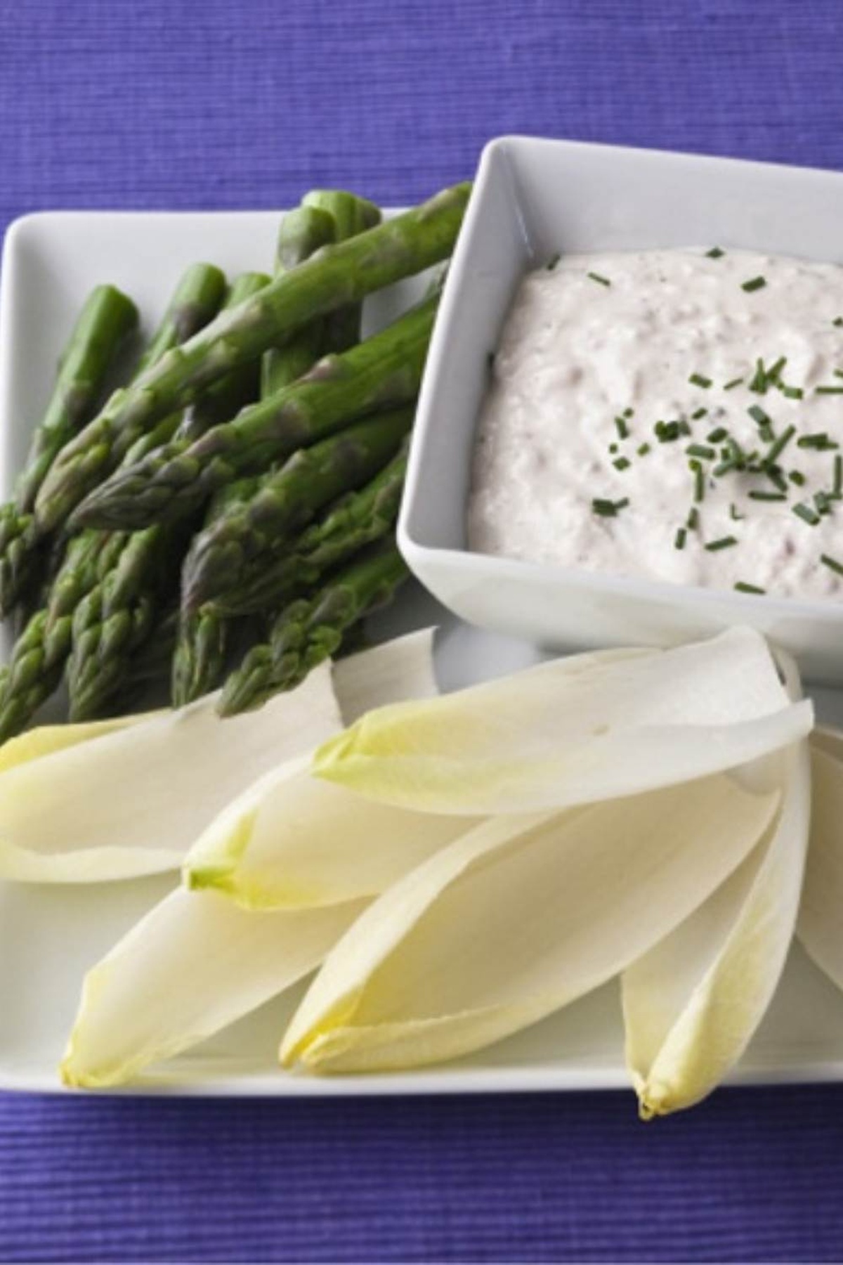 Creamy Chunky Blue Cheese & Yogurt Dip Recipe