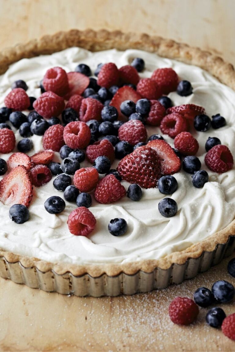 Elegant Berry & Mascarpone Tart Recipe