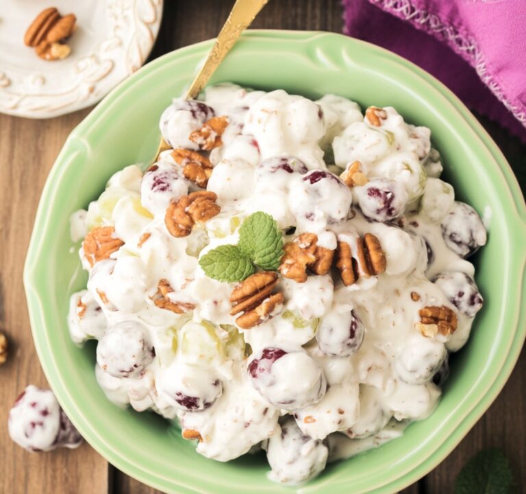 Creamy Grape Salad Recipe