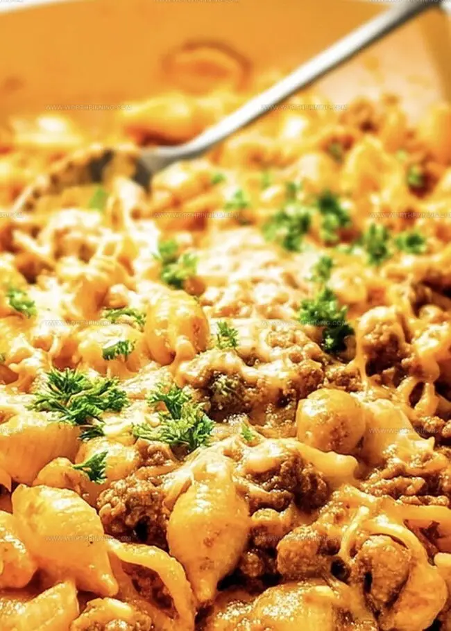 How to Cook One Pot Cheesy Beef and Shells