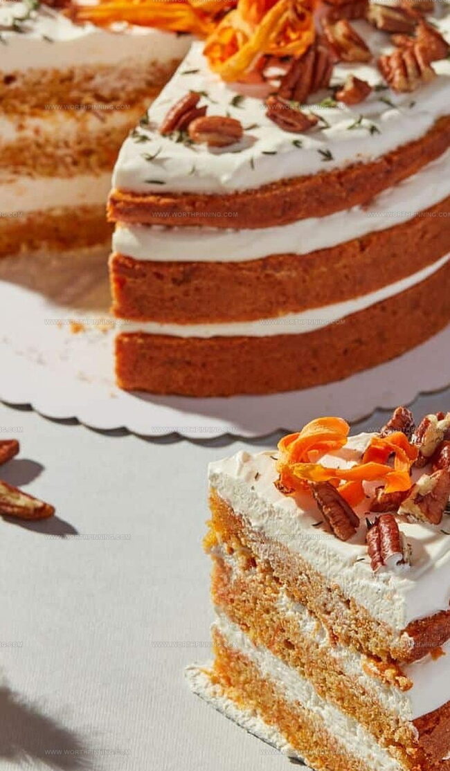 Storing Paula Deen’s Famous Carrot Cake
