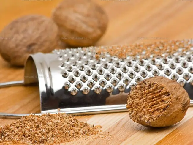 Use A Nutmeg Mill